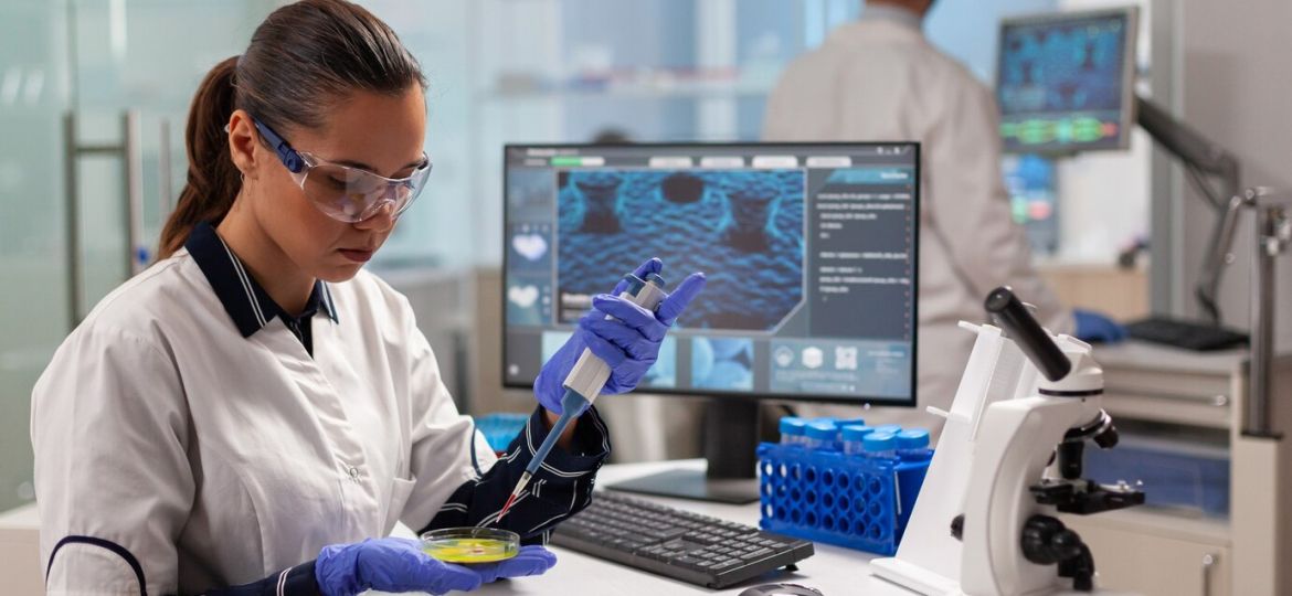 Laboratory Information Systems (LIS)