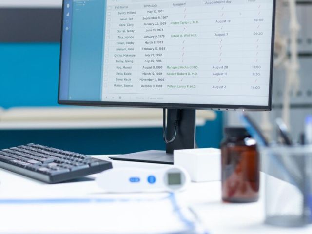 Laboratory Information System (LIS)